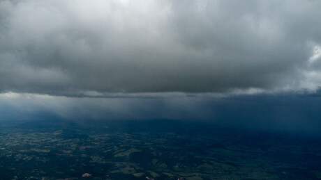 Tempestades deixam 125 municípios sem luz e causam danos em 21 cidades no Rio Grande do Sul
