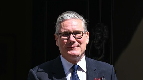 'Meu trabalho está feito': Keir Starmer faz discurso de despedida como primeiro-ministro britânico