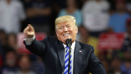 PIX: Nobel de Economia diz que tarifas de Trump contra o Brasil são 'guerra contra o futuro'