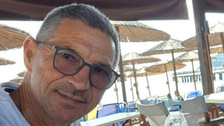 'Estava coberto de sangue': homem sugado para fora de avião descreve momentos de horror