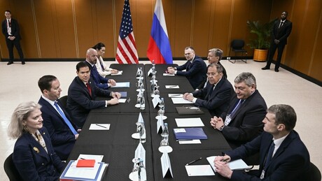 Chancelaria russa divulga detalhes sobre reunião entre Lavrov e Rubio