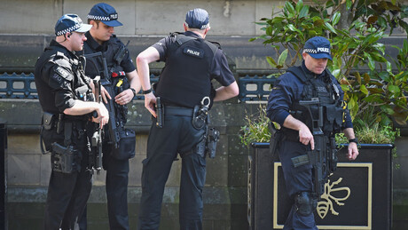 Homem planejou atacar academia militar britânica após acreditar que local treinava tropas de Israel