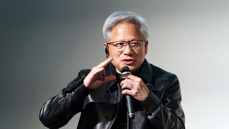 'Absurdo completo', diz CEO da Nvidia sobre previsões apocalípticas para IA