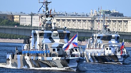 Rússia amplia componente naval de sua tríade nuclear, diz Putin