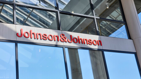 Johnson & Johnson pagará quantia bilionária para encerrar processos por casos de câncer