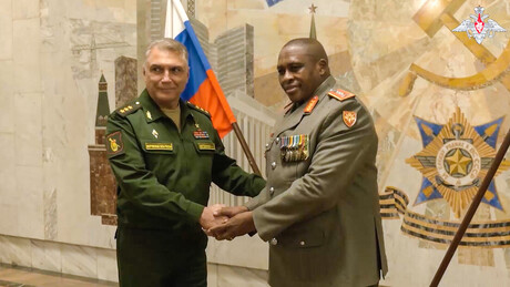 VÍDEO: Moscou recebe delegação sul-africana liderada por chefe militar