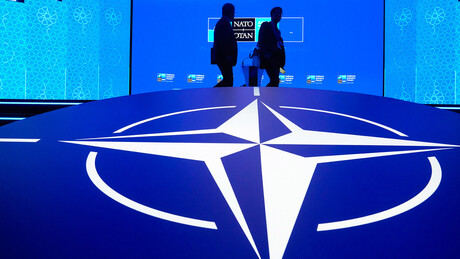 Derrota da Ucrânia pode acelerar divisões internas da OTAN, afirma ex-agente da MI6