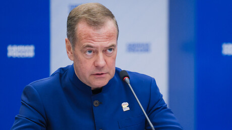 Rússia enfrenta pressão sem precedentes na história mundial, diz ex-presidente do país