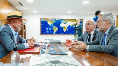 Fim da tensões? Itamaraty avalia retorno de embaixador a Buenos Aires após gestos da Argentina