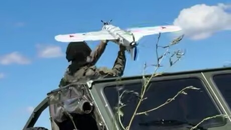 'Não há como se esconder': VÍDEO mostra tecnologia avançada de drones russos em combate