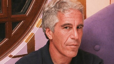 Escola de elite dos EUA é investigada por décadas de abusos sexuais; Jeffrey Epstein é citado