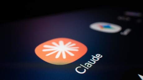 Claude invade acidentalmente empresas reais durante testes de segurança