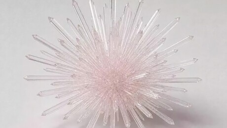 Mineral desconhecido é encontrado na Rússia; valor supera o ouro