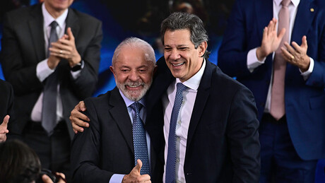 Haddad ganha força como sucessor de Lula, mas presidente evita fechar disputa no PT