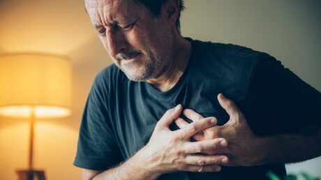 Estudo encontra microplásticos em sangue de maioria de pacientes com infarto