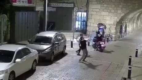 VÍDEO: Judeus atacam mosteiro cristão em Jerusalém