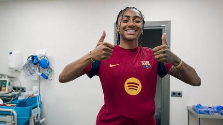 VÍDEO: Barcelona apresenta Kerolin, contratação mais cara da história do clube no futebol feminino