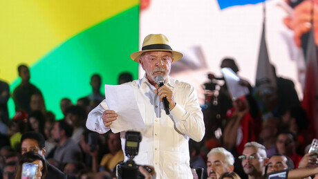 'Se desse para roubar na urna, eu não teria sido presidente', diz Lula