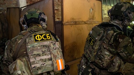 FSB prende 3 adolescentes recrutados no exterior para planejar ataque contra militares russos