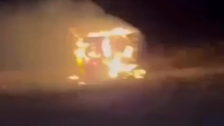 VÍDEO: Colonos israelenses incendeiam casas palestinas