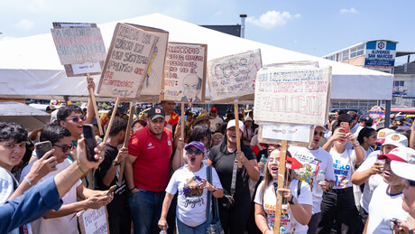 VÍDEOS: Protestos em várias cidades da Colômbia marcam posse de Abelardo de la Espriella