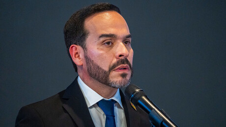 Novo presidente da Colômbia se manifesta após terremoto no país