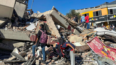 Número de mortos chega a 71 após forte terremoto na Colômbia