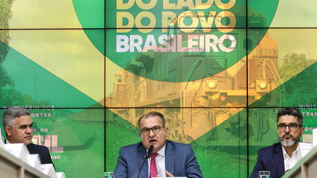 Governo aposta em ferrovias para reduzir custo logístico de transportes no Brasil — O Globo
