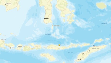 Forte terremoto de magnitude 7,7 atinge a Indonésia