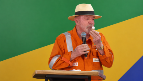 Lula chama petróleo da Foz do Amazonas de 'passaporte para o futuro' após descoberta da Petrobras