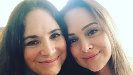 Regina e Gabriela Duarte voltam aos palcos como mãe e filha
