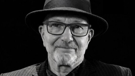 Morre Barry Mitchell, ex-baixista da banda Queen, aos 76 anos