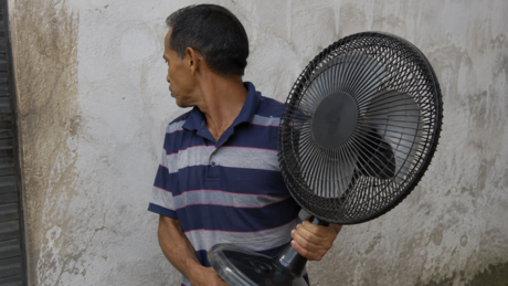Homem é linchado até a morte por suspeita de ter furtado ventilador