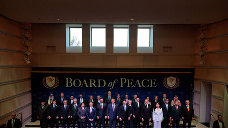Democratas dos EUA exigem prestação de contas sobre os fundos do Conselho de Paz de Trump