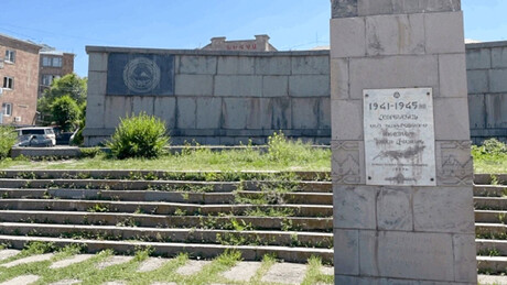 Ex-república soviética aprova remoção de monumento em homenagem aos mortos na guerra contra nazismo