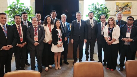 Israel e os trópicos: delegação do Chile visita Tel Aviv sob críticas sobre financiamento e agenda oculta