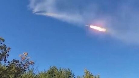 VÍDEO: Artilharia russa destrói fortificações inimigas