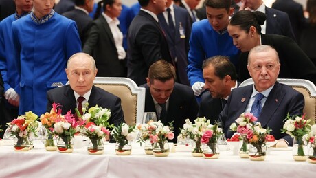 Putin se reúne com presidente turco durante cúpula da OCX