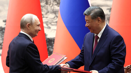 China busca ampliar 'parceria entre povos' com a Rússia