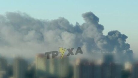 VÍDEOS: Explosões e incêndio de grandes proporções são registrados perto de Kiev