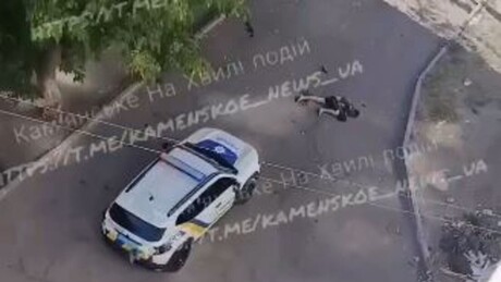 IMAGENS FORTES: Polícia ucraniana atropela homem que tentou impedir a mobilização de amigo
