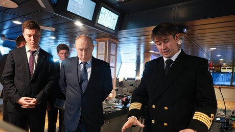 VÍDEO: Putin visita o 'Kapitan Yunak' um dos navios pesqueiros mais modernos do mundo