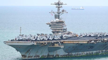 Porta-aviões USS Abraham Lincoln apresenta sinais de deterioração após chegar de sua missão no Oriente Médio