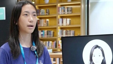 Sem saber programar, adolescente de 13 anos cria app de IA e ganha R$ 13 mil em três dias