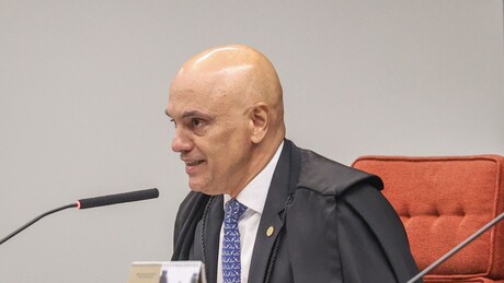 Fotógrafo do O Globo flagra ministros do STF rindo em meio à crise envolvendo Daniel Vorcaro