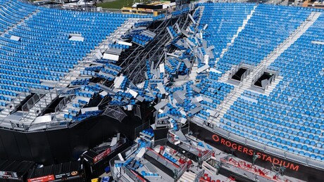 VÍDEO: Fortes tempestades destroem arquibancadas e estruturas em estádio no Canadá