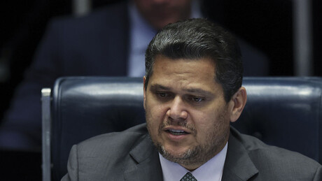 Fogo cruzado: Alcolumbre pode autorizar impeachment de Moraes e Mendonça — G1