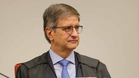 Delegados da PF pedem que Gonet se declare impedido na investigação sobre caso Master