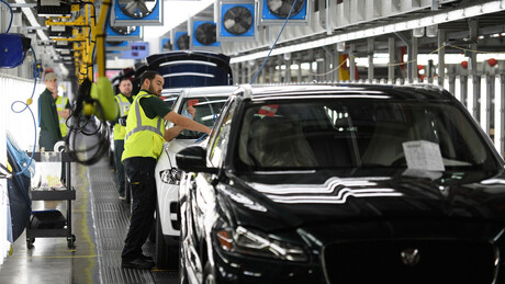 Maior fabricante de automóveis do Reino Unido cortará milhares de empregos