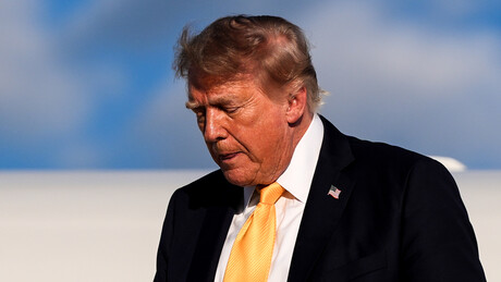 FOTOS: Apesar de prometer uma era de ouro para os EUA, Trump decide abandonar suas madeixas douradas
